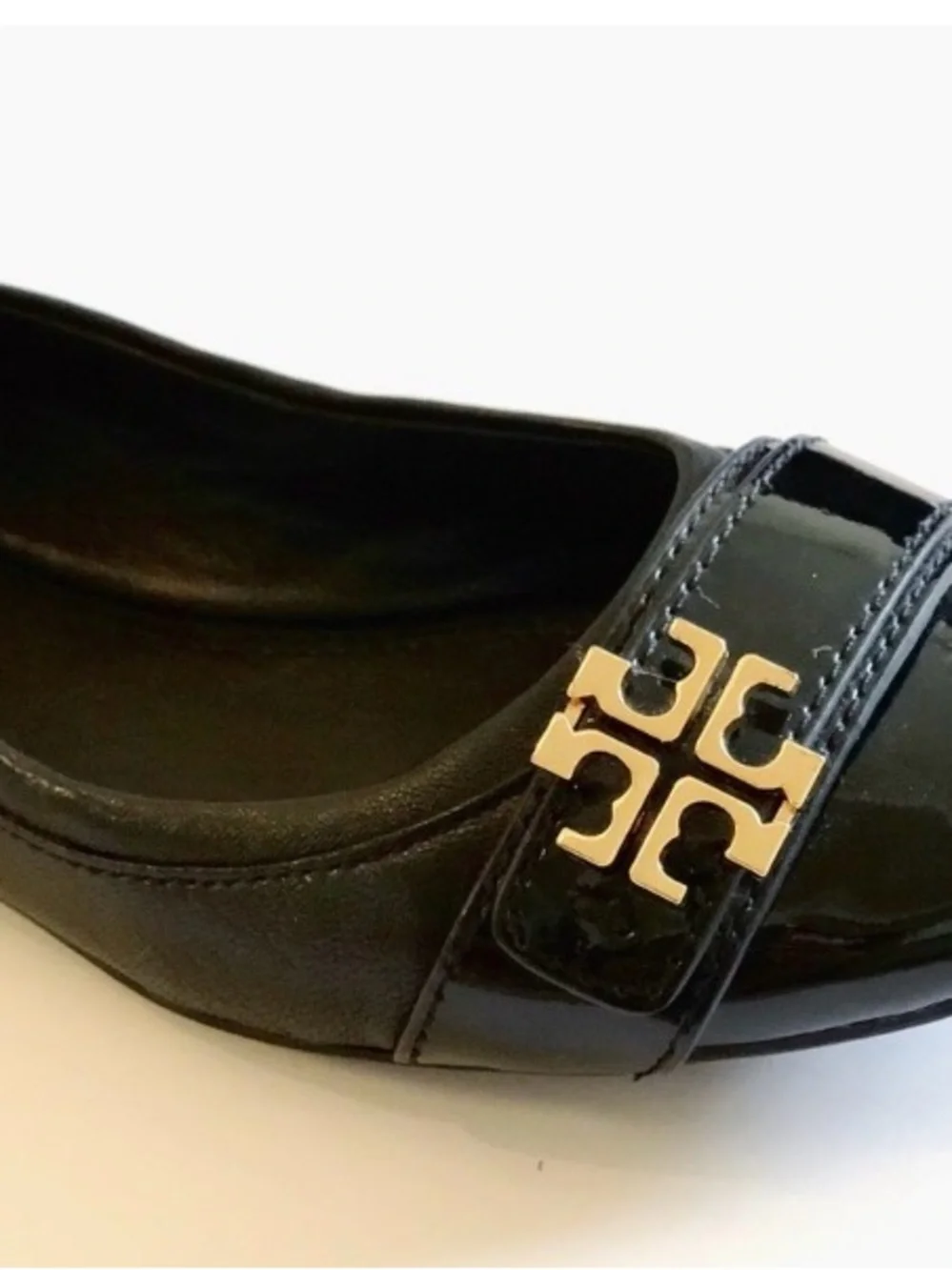 Tory Burch Eloise Black Patent Leather Logo Ballet Flats size 8.5 with dust bag